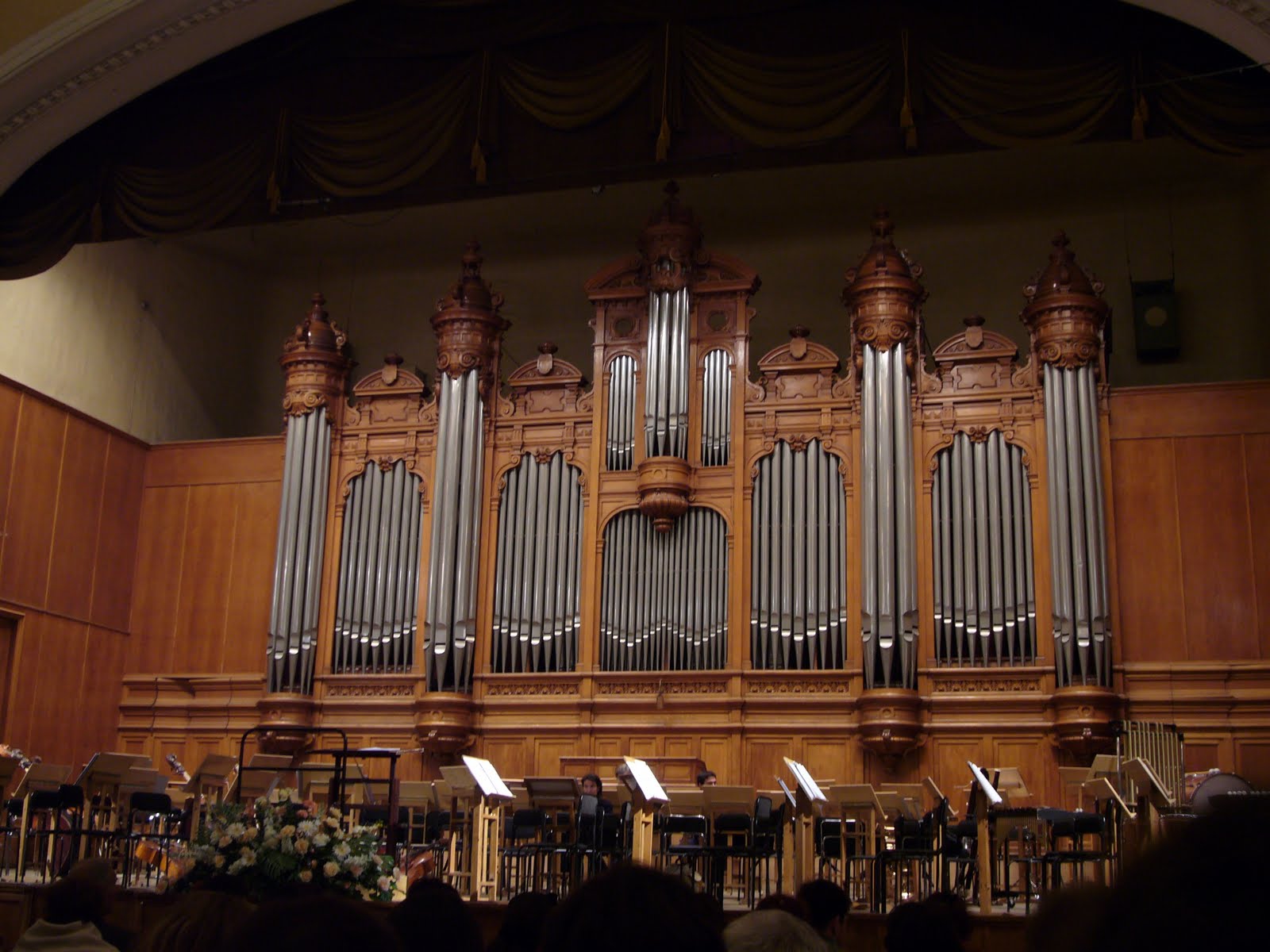 [L1000416.JPG]