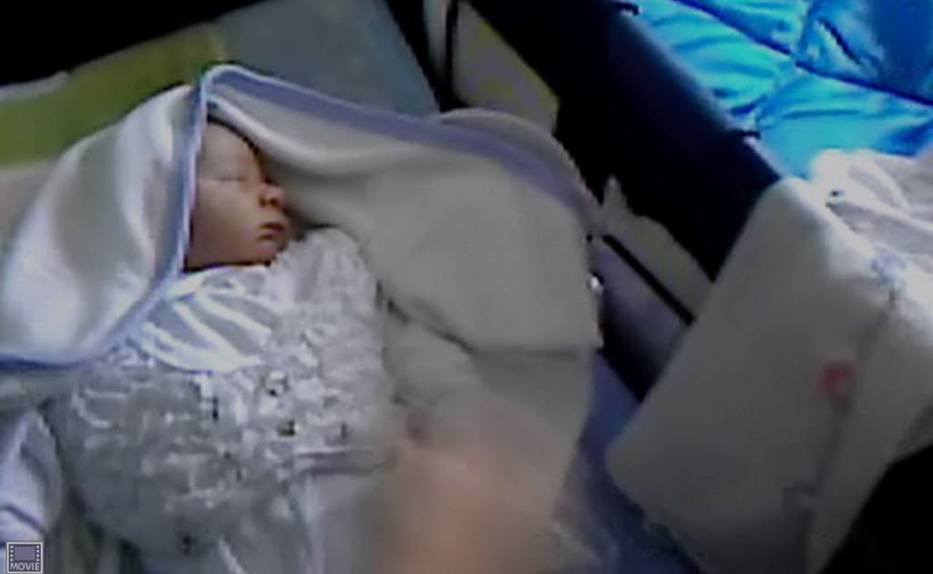 küçük bagajlar için bebek arabası