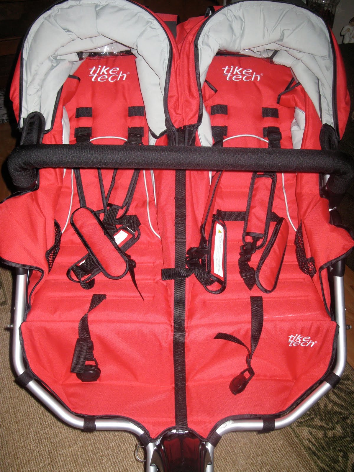 Holiday Extravaganza 16 Tike Tech X3 Sport Twin Stroller