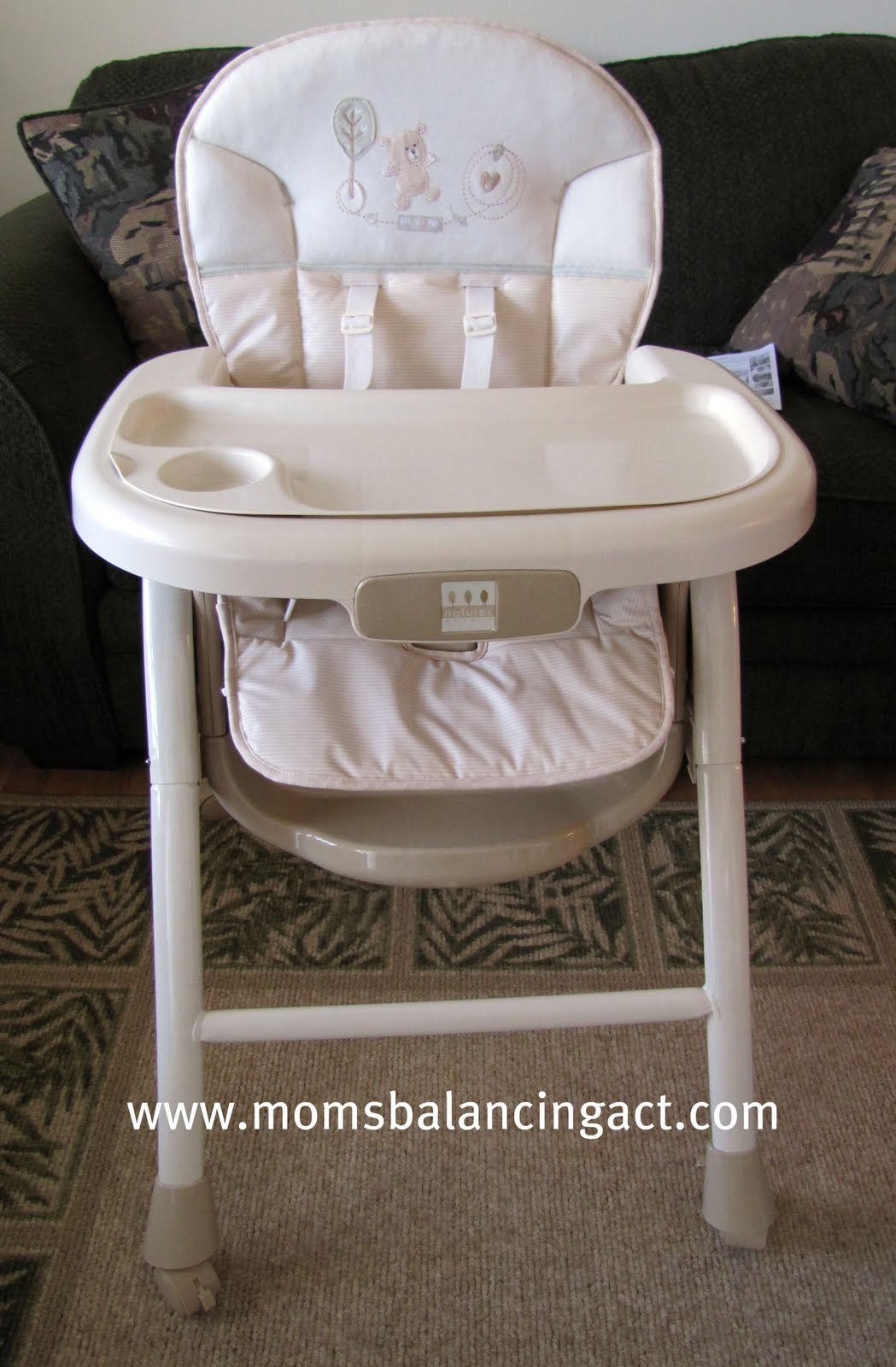 Checking Our List 10 Summer Infant Nature S Purest Hug Me Complete Checking Our List 10 Summer Infant Nature S Purest Hug Me Complete Comfort High Chair Review Giveaway