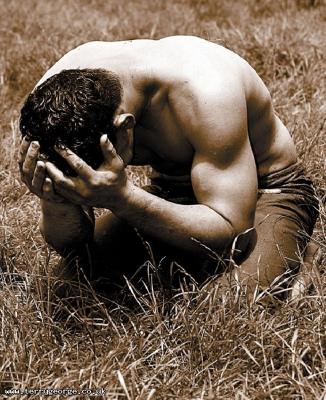 http://4.bp.blogspot.com/_UqRmo_j9ARs/TJ_K9ZAvUkI/AAAAAAAACCI/mZfB_TYiyDM/s1600/turkish_oil_wrestling_guy_crying.jpg