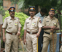 [mumbai-police-210.jpg]