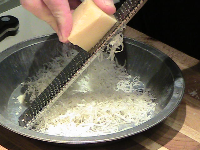 [Mac and Cheese 015.jpg]