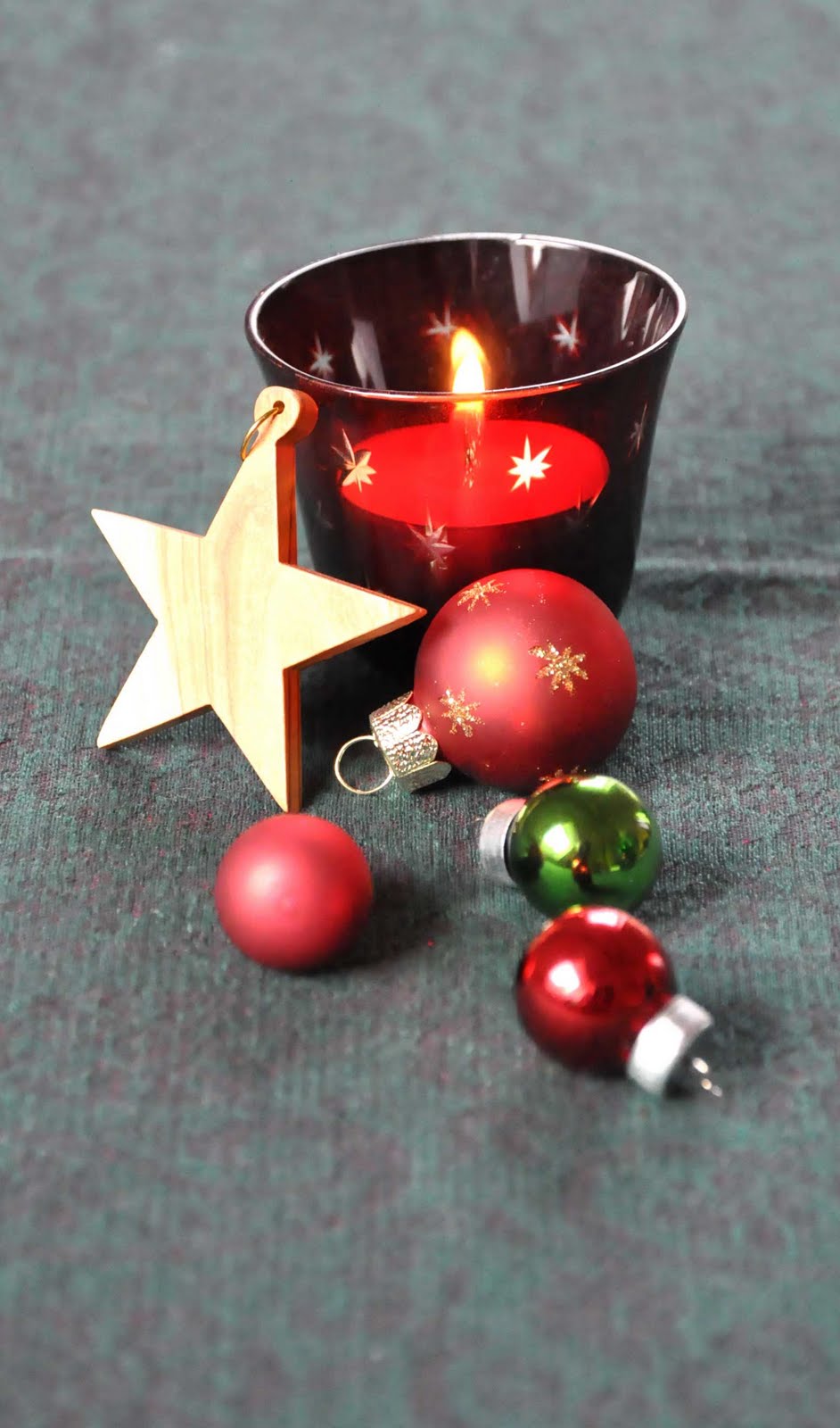 [Merry-Christmas-comp.jpg]