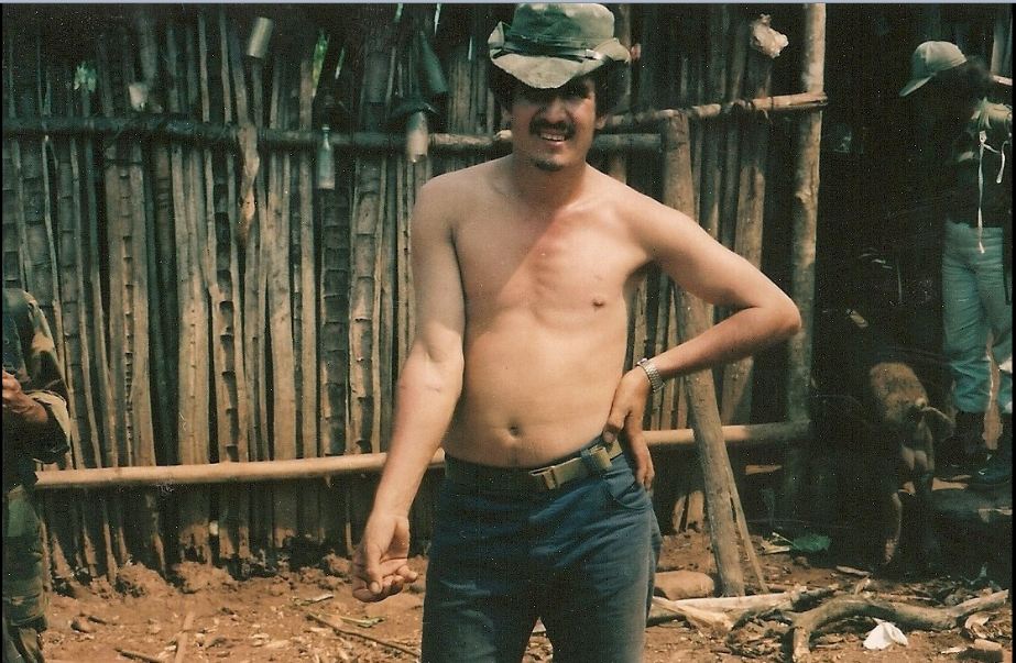 [20.JPG]