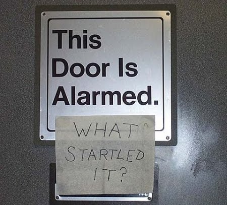 [This-door-is+alarmed.jpg]