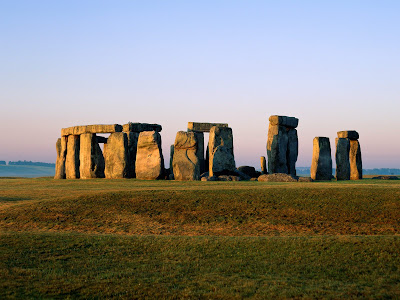 இங்லாந்து படங்கள்.. - Page 2 Famous+Rock+Group,+Stonehenge,+Wiltshire,+England