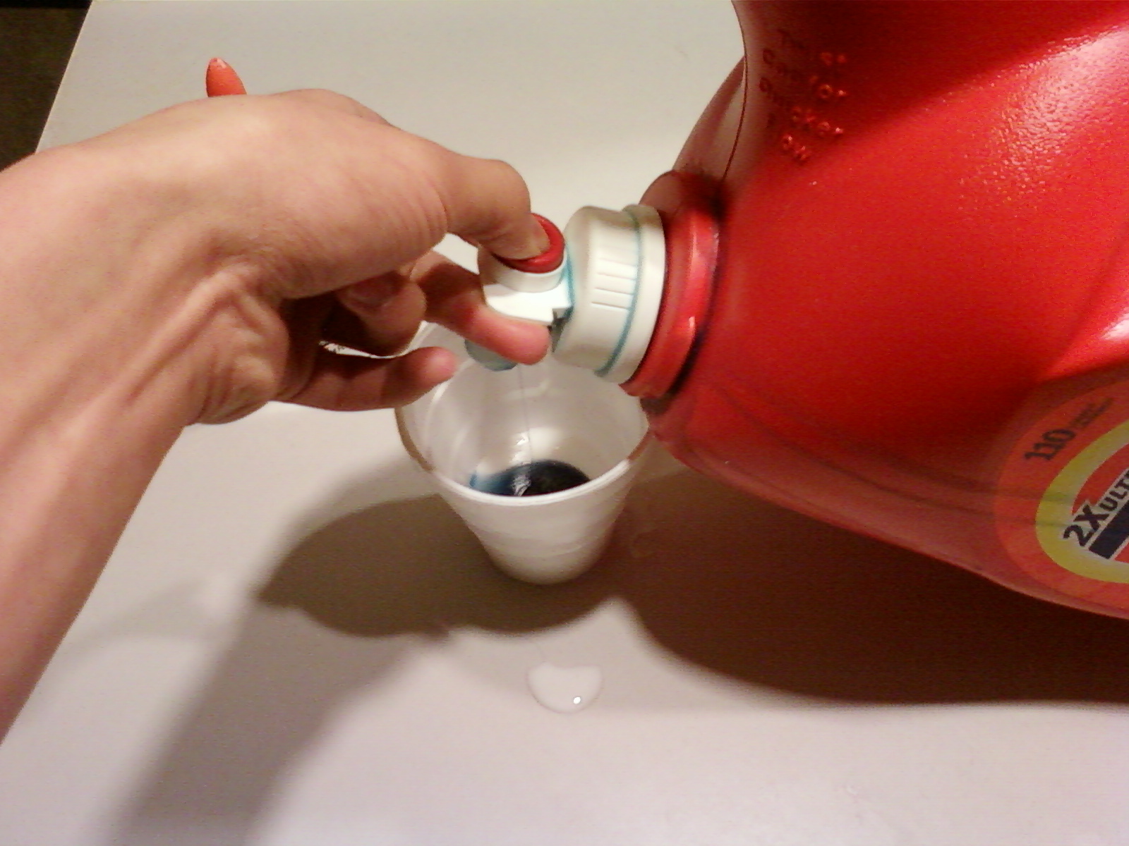 Invent it easy! Homemade Silly Putty in 5 minutes!