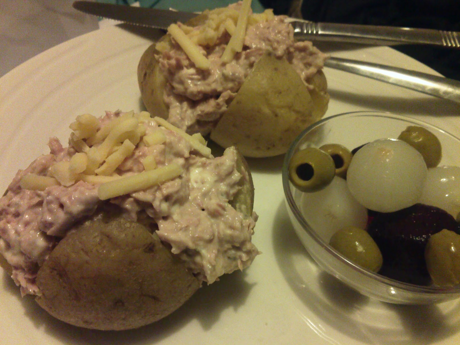 Amanzi Fundu Tuna Mayo Baked Potatoes