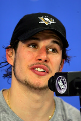 The Sidney Crosby Show: Playoff Facial Hair (and lack thereof)