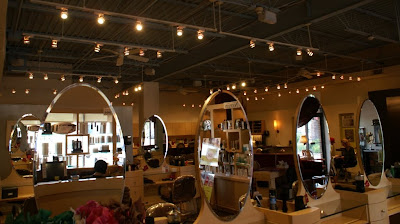 Salon Rouge: Blown Away By My Blowout Salon Rouge: Blown Away By My Blowout