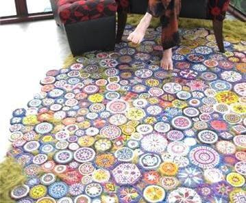 Tapete de crochê ganha cores e inspiração moderna tapete de crochê