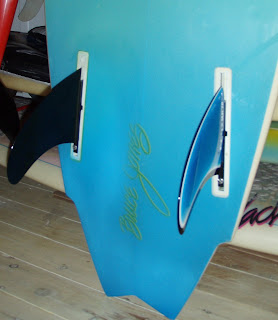 Details about   Pacific Vibrations Longboard 9.5" FIN SURFBOARD fiberglass Phil Edwards template 