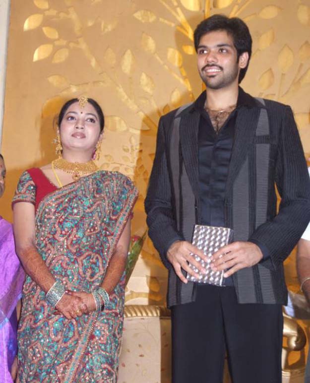 [sibiraj-sathyaraj-son-wedding-reception-stills-more-17.jpg]