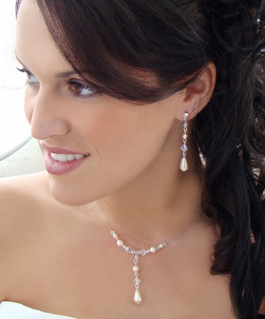 Accessorizing with the Right Jewelry