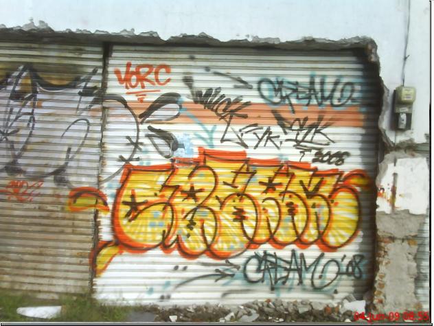 [grafity+remaja+Kota+Mojokerto.JPG]