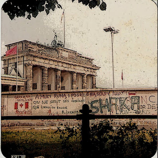Berlin Wall, 1988, photo by Isabella Lychowski