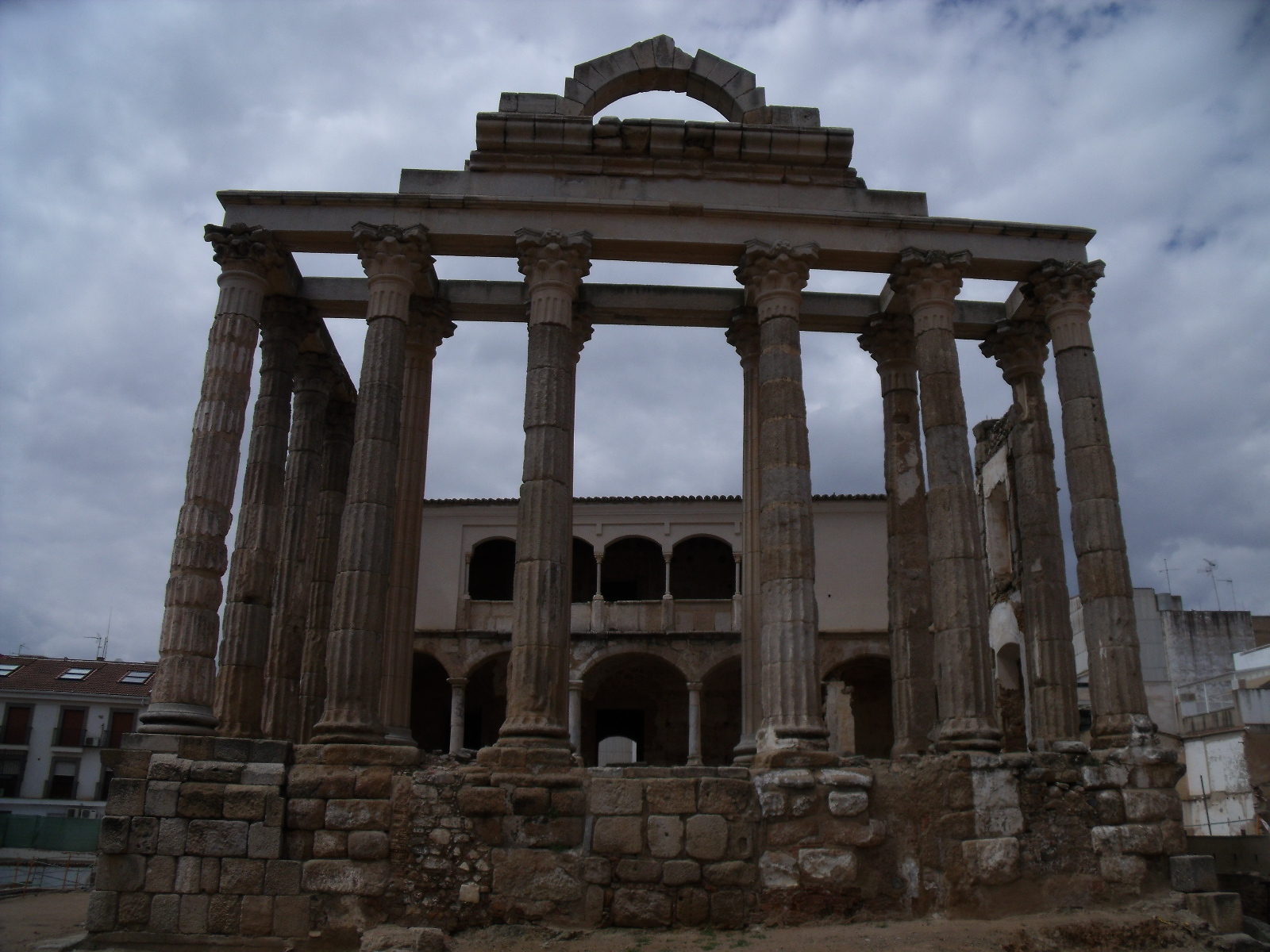 [TEMPLO+DE+DIANA.jpg]