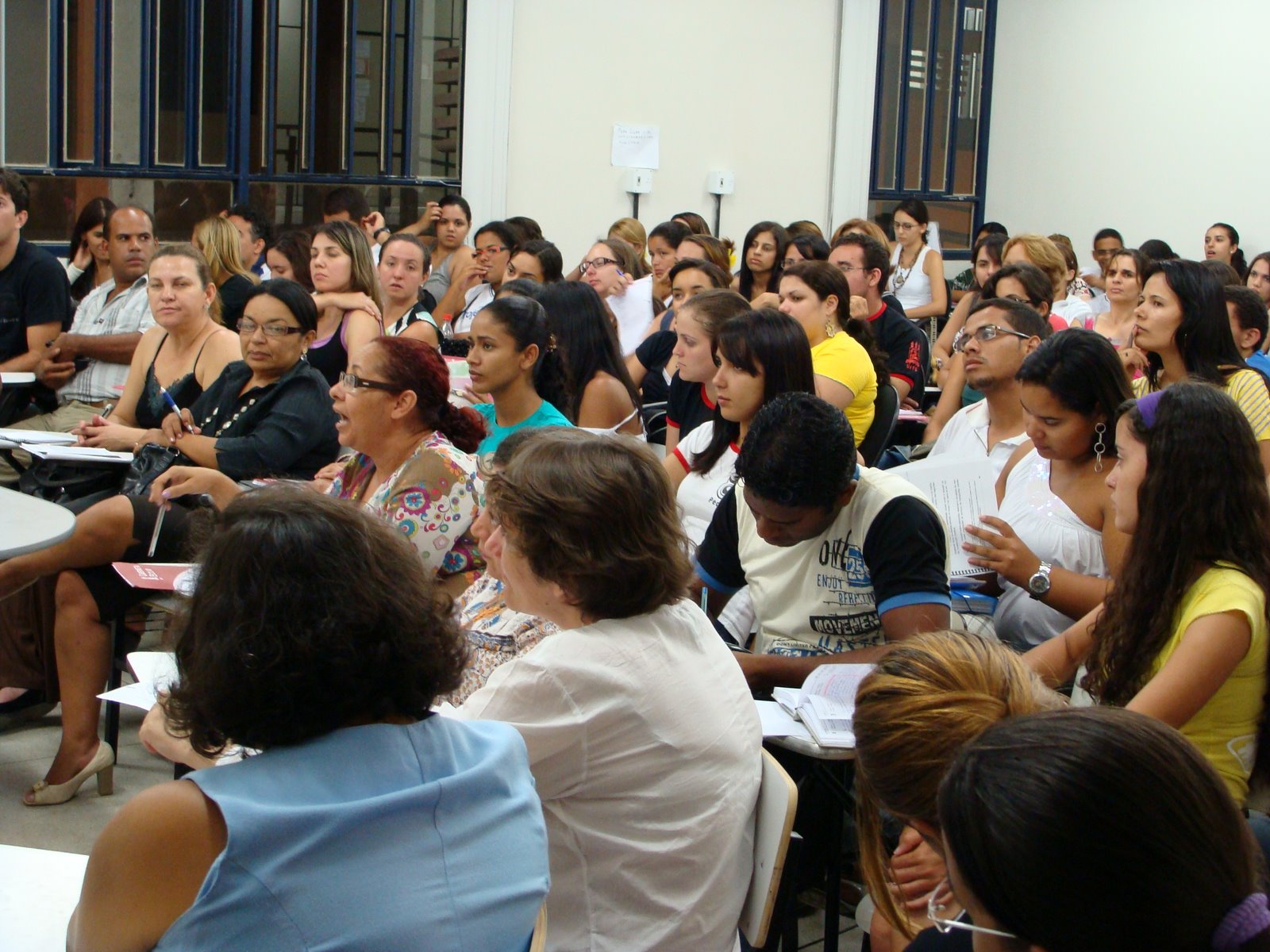[palestras+em+caruaru+6+de+abril+090.jpg]