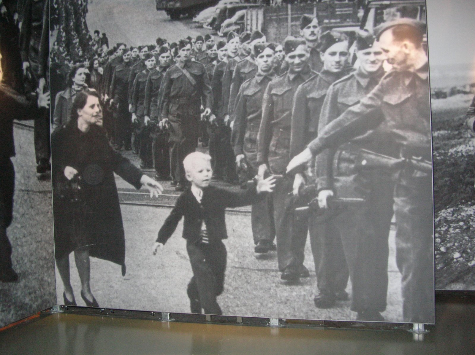 [DSCN0020.JPG]