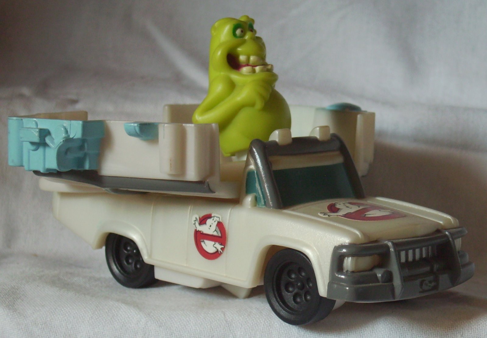 [COCHE+(CAZAFANTASMAS).JPG]