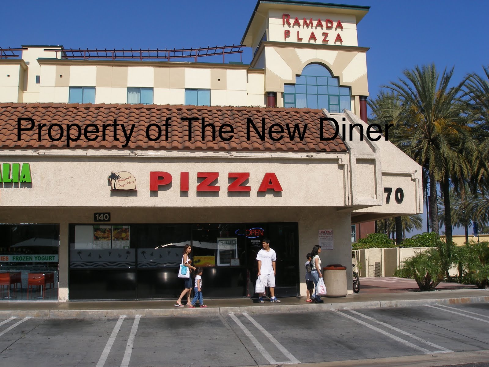 The New Diner: California Pizza Place
