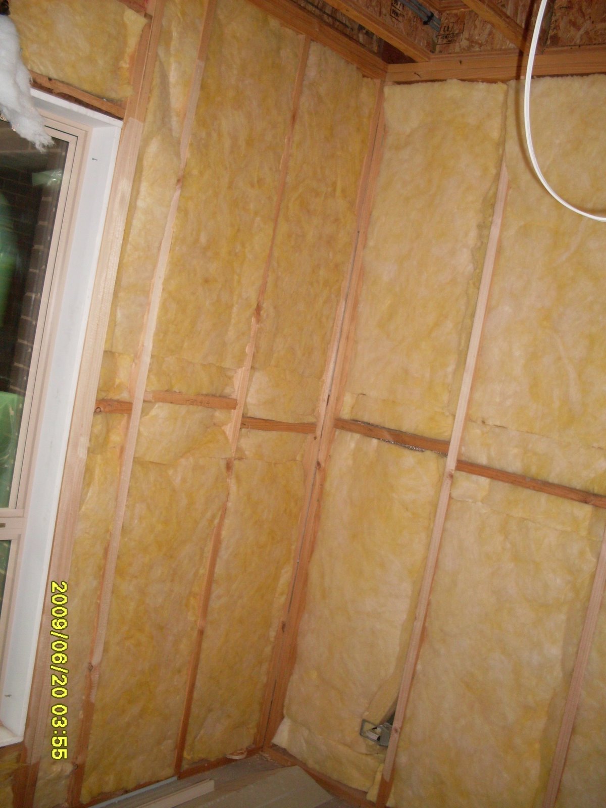 [w_insulation.JPG]