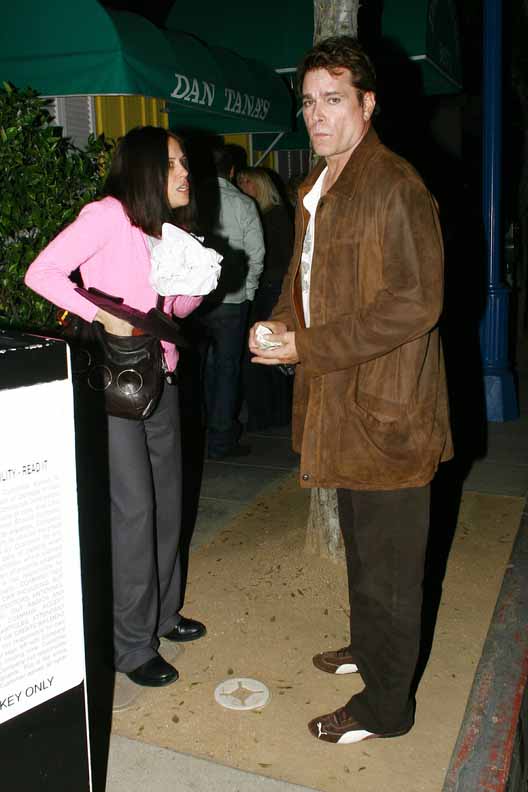 [Ray+Liotta+mystery+girl+gossip.jpg]