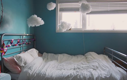 [cloudy+bedroom.jpg]