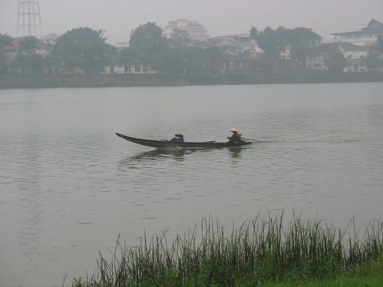 [Perfume+River1.JPG]