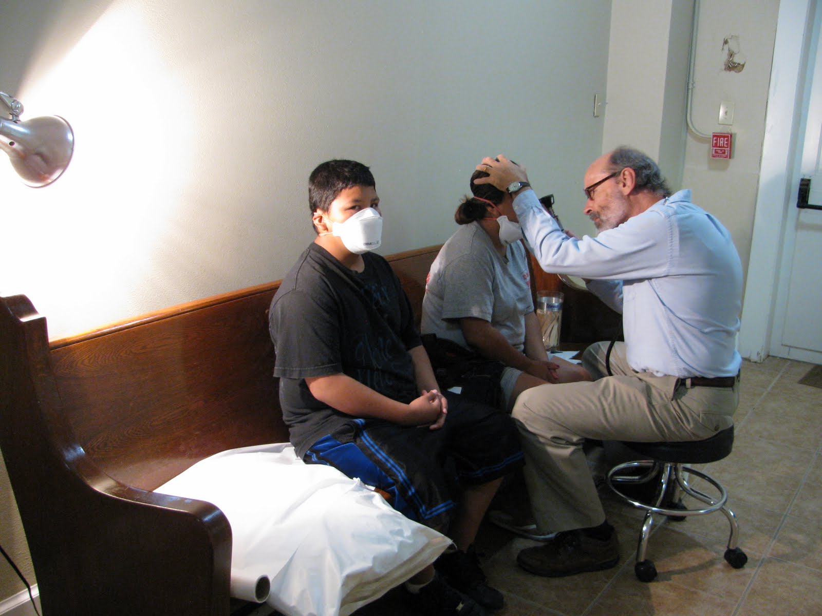 [2009+clinic+h1n1+ck.JPG]