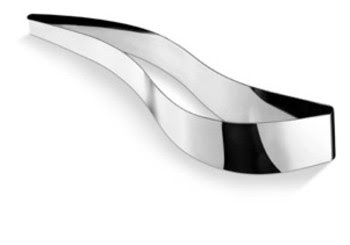 Magisso cake server from www.Urban-butik.com is designed by Maria Kivijarvi from Finland. See the item at the summer 2009 New York gift show nyigf.com
