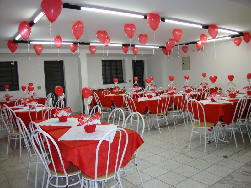 Amor sem limites Mesa de convidados # Decoração De Mesa Com Tnt Branco E Vermelho Amor sem limites Mesa de convidados # Decoração De Mesa Com Tnt Branco E Vermelho