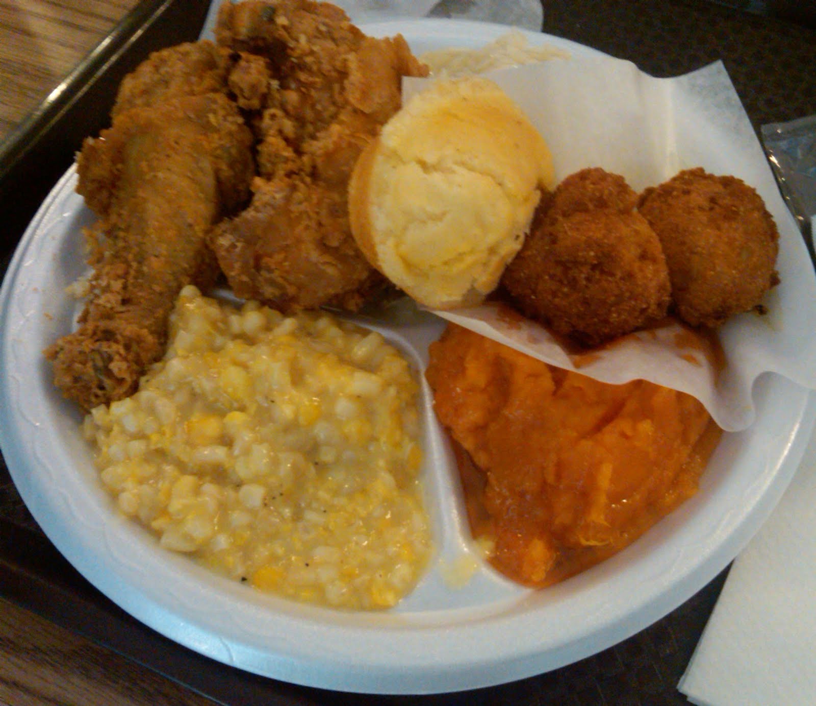 Natalie the Nomad Minnie’s Uptown Restaurant (Columbus, GA)