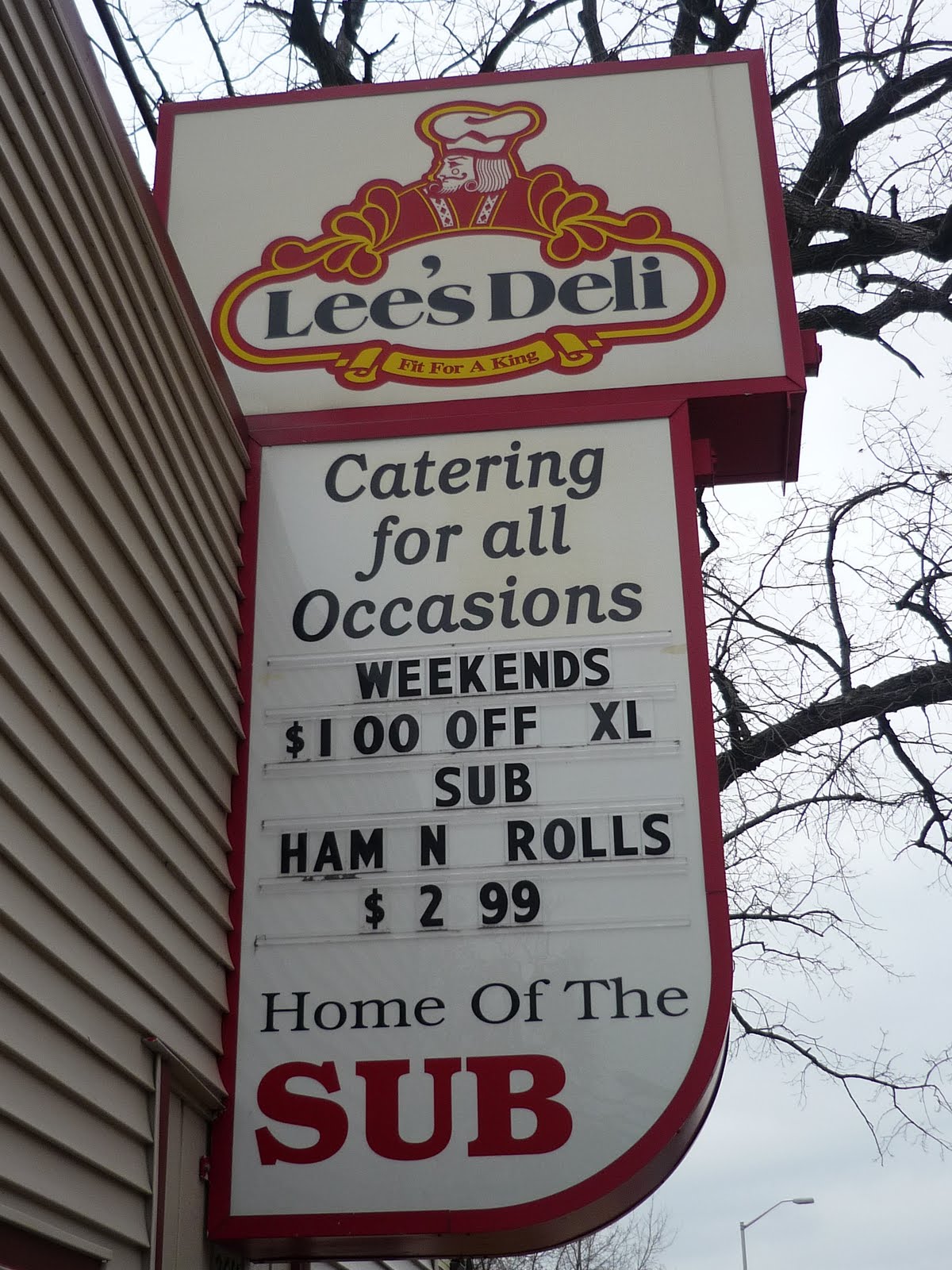 Smokin' Chokin' and Chowing with the King Eating BIG in Racine, WI