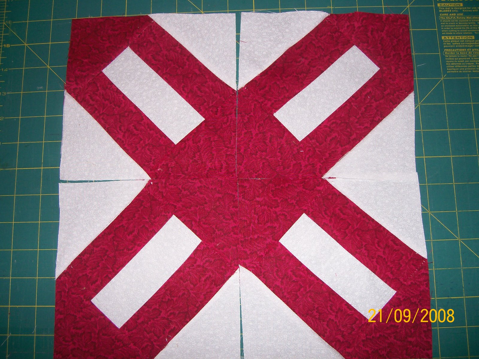 [Shirley_Cracker_Quilt_Block.jpg]