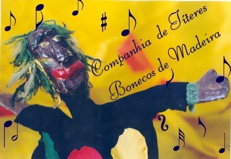 Bonecos de Madeira