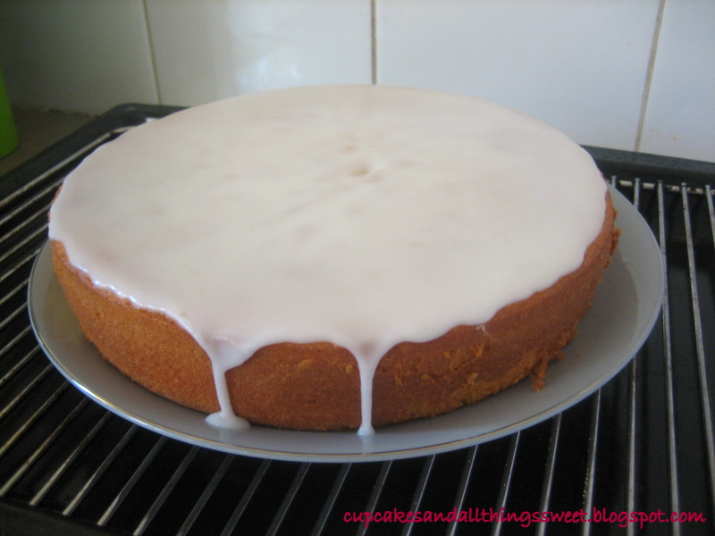 [Lime+and+Buttermilk+Cake+001.jpg]