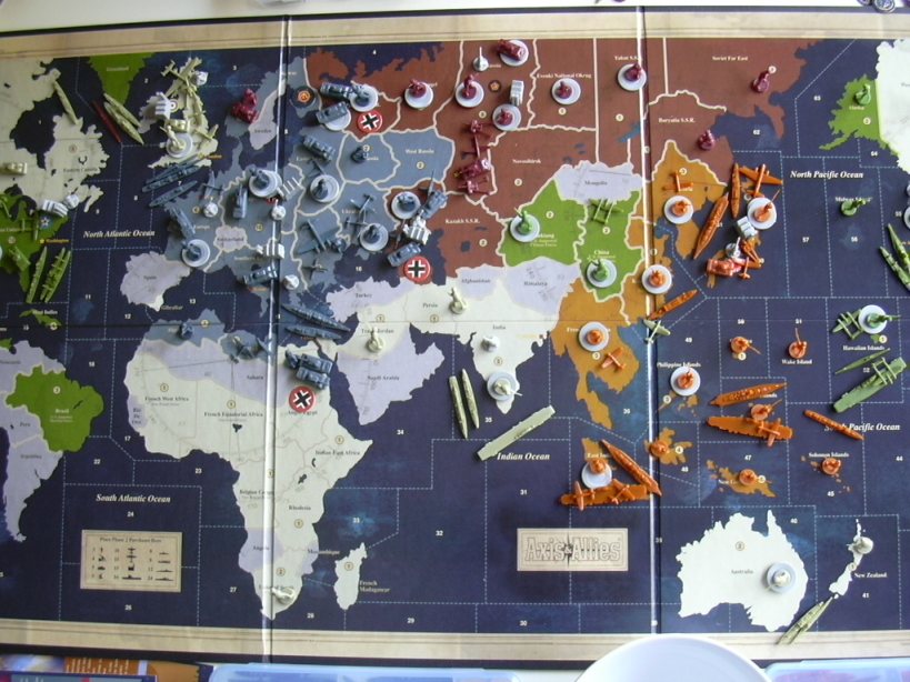 [hcs_20051022_AxisAndAllies.jpg]