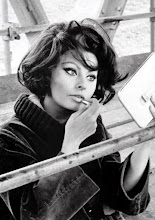 sophia lOREN