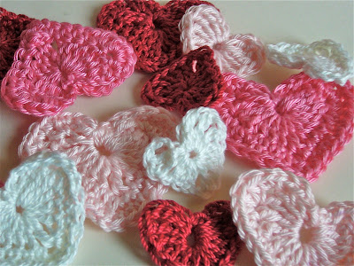 how to crochet a heart Little Birdie Secrets