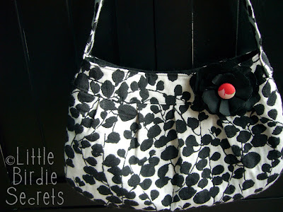 Sew Me Some Love: Continuation of the Buttercup Purse (summer
