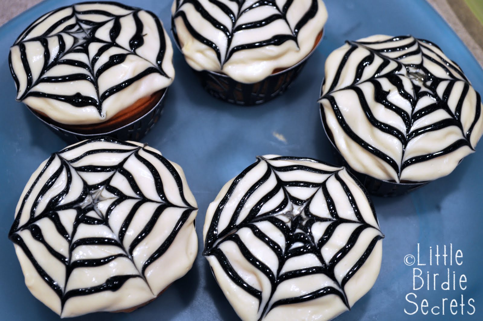 halloween spider web cupcakes Little Birdie Secrets