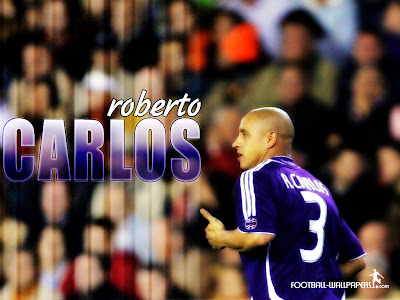 Roberto Top Soccer Player Wallpaper