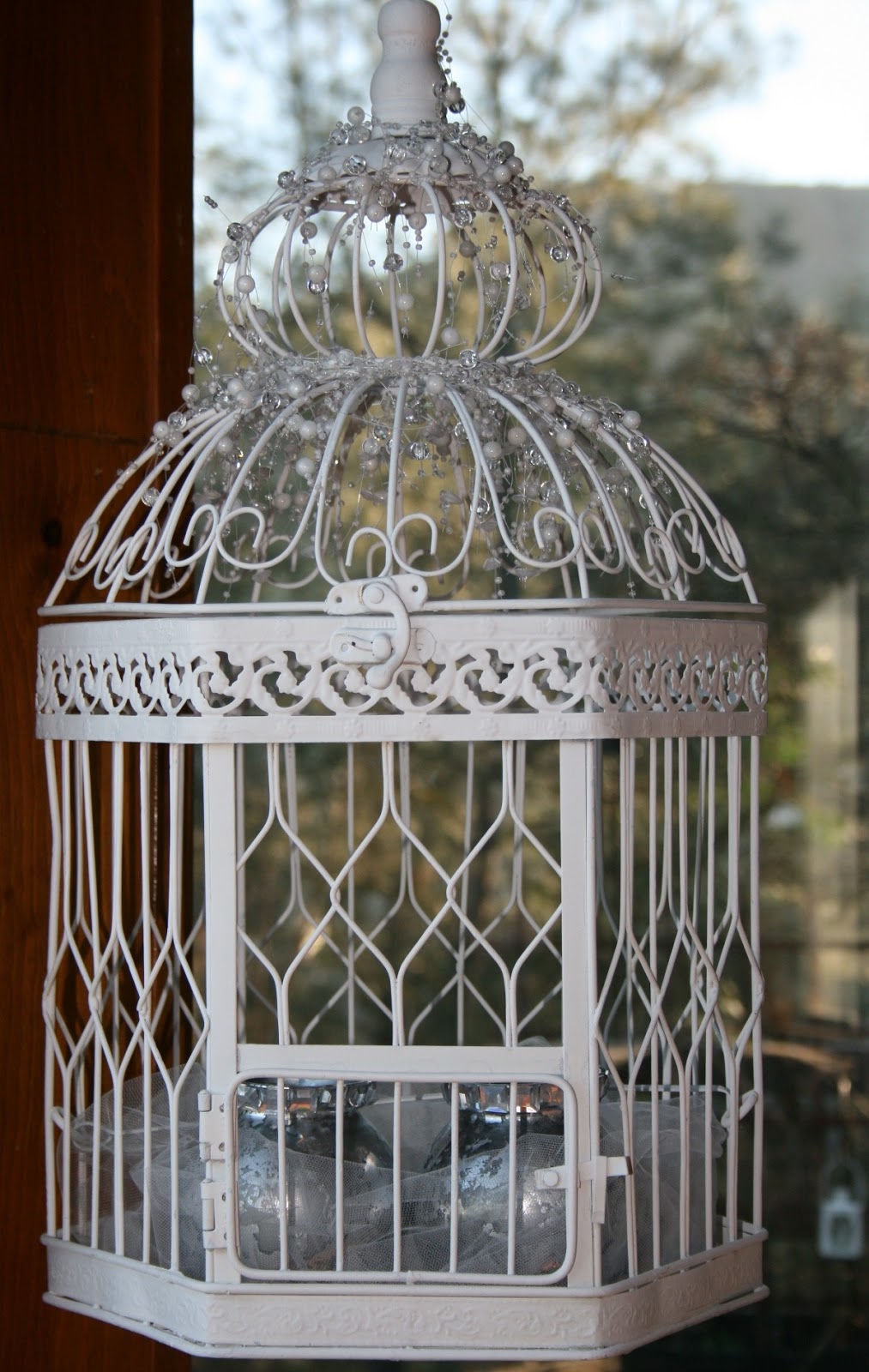 Bella Maison Tresors: Shabby Bird Cages for Weddings and More.....