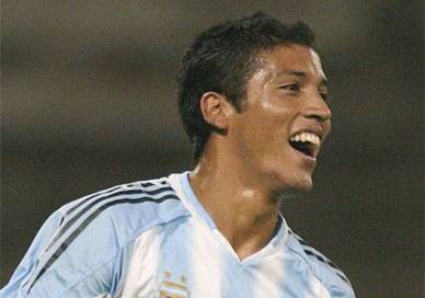 Real Madrid: Garay entre Arsenal y Liverpool Real Madrid: Garay entre Arsenal y Liverpool