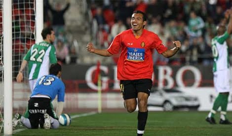 Sevilla: Arango más cerca de fichar Sevilla: Arango más cerca de fichar