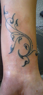 tribal wrist tattoos design