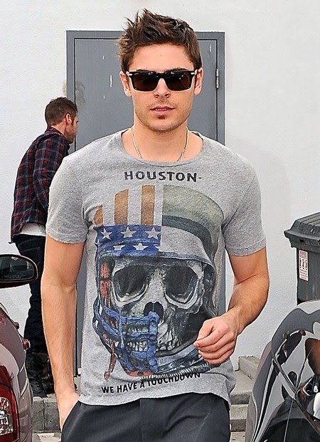 [FP_4520287_Efron_Zac_FP_021110.jpg]