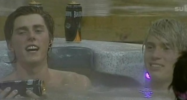 [01667d0a8e9cc25792f614b8af4ffae5.jpg]